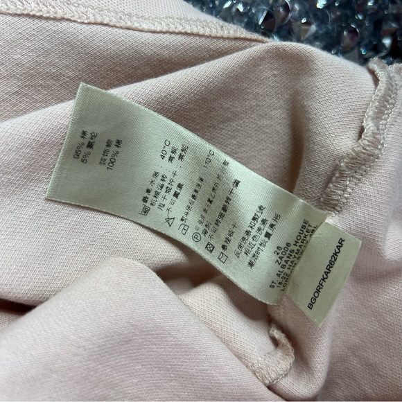 Burberry pink ruffle collar button up tshirt baby pink ! Stunning Burberry - Picture 11 of 12